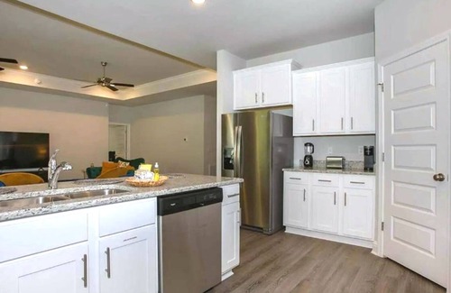 Foley House | Near Beach - K/K/Q/TwTw/Sofa SL - Newly constructed house-Pet Friendly-Sleeps 10