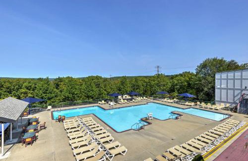 East Stroudsburg House | Near Bushkill Falls Poconos Family Getaway!