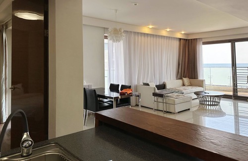 Seongsan Apartment | Near by Seopjikoji Beach Jeju Island and Seongsan Ilchulbong