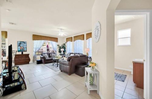 Cypress Pointe House | Near Disney Amazing 5 Bd Home - Private Pool