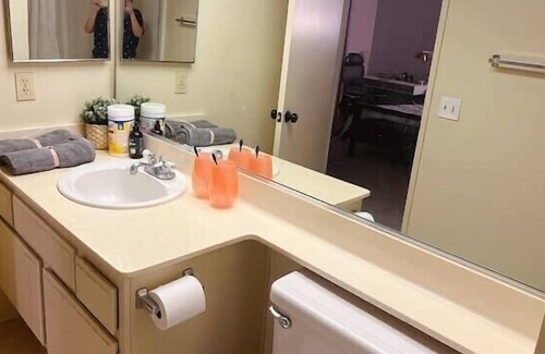 Valle Lindo Condo | Near Disneyland, Near Universities ，Diamond bar Private Room with Full Bathroom