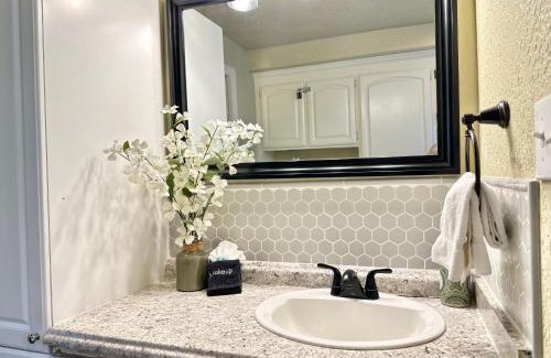 Medford House | Near Downtown- Kitchen-washerdryer-parking