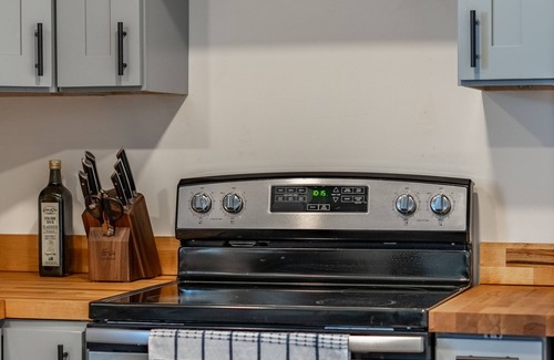 Hillcrest House | Near Downtown Little Rock 4 BR 2.5 BA House