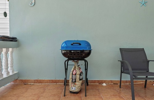 Cabo Rojo Villa | Near El Combate Beach | Free Parking | BBQ