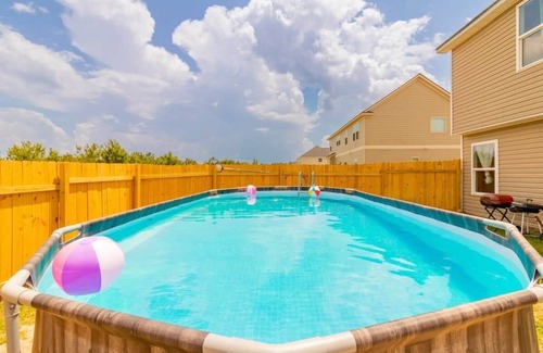 Columbus House | Near Ft. Moore & Dwtn-Pool- The Moore House 1