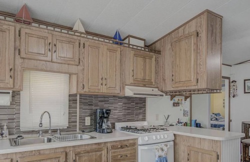 Ocean Pines House | Near it all OC beaches,Assateague island.Family-friendly white horse park