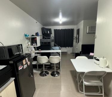 Basak Apartment | Near Mactan Airport and Indiana Aerospace University, Lapu Lapu City