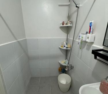 Basak Apartment | Near Mactan Airport and Indiana Aerospace University, Lapu Lapu City