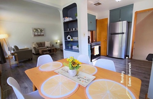 Garfield Heights House | Near National Park Home Away from Home