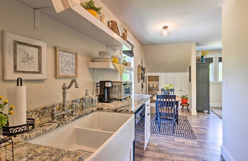 Tigerville Apartment | Near Parks, Trails & Lakes: Quaint Landrum Escape!