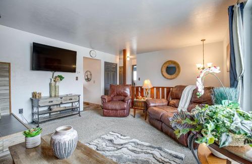 Kittredge Apartment | Near Red Rocks, Hiking and Skiing Kittredge Condo!