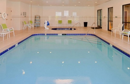Gastonia House | Near Schiele Museum of Natural History! 2 Comfortable Units! W/ Indoor Pool!