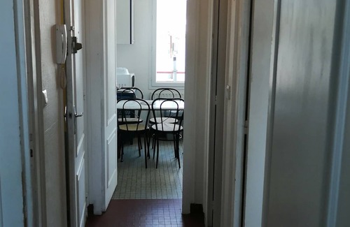 Saint-Nazaire Apartment | Near seafront and town center, beautiful T3 - sleeps 6 - bright and quiet