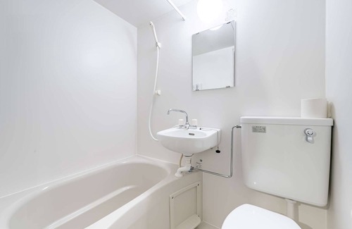 Setagaya Apartment | Near Shibuya station! One stop (2 minutes) by train, 8 minutes walk to Ikejiri-Ohashi Station!
