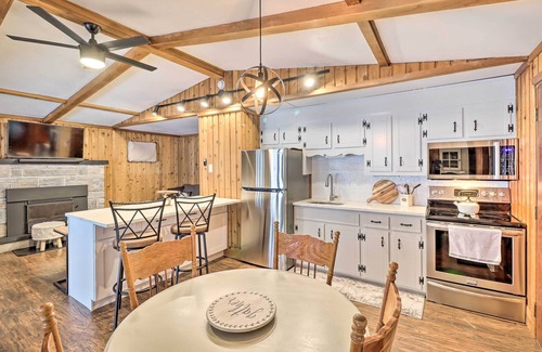 Locust Lake Village Cabin | Near Skiing: Pocono Lake Cabin w/Screened Patio