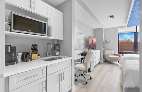 Port Morris House | near Stadium Studio 2F BR | Keyless Entry