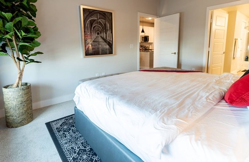 Rowlett Apartment | Near the Lake, Cozy King Bed w/ Pool/TV/W/D - A