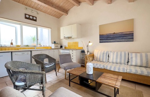 Loix House | Near the village, pretty house with floor
