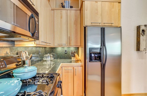 Eagle House | Near Trail: Dtwn Eagle Ranch Condo w/Balcony