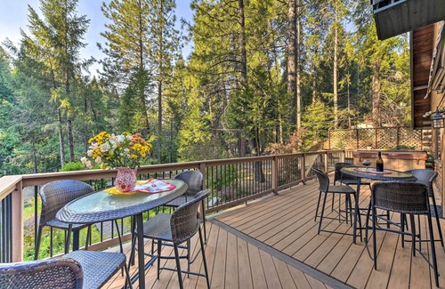 Pollock Pines Cabin | Near Vineyards: Cabin w/Hot Tub in Pollock Pines!