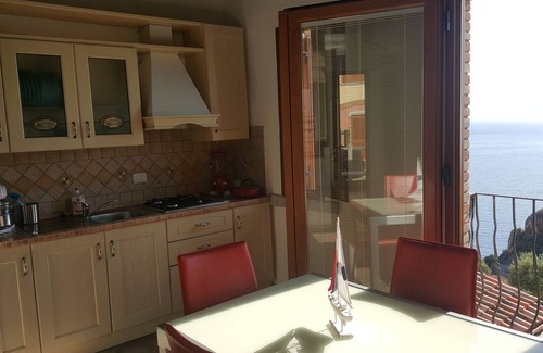 Nebida Villa | Nebida: Emotions overlooking the sea ! (Villa 2)