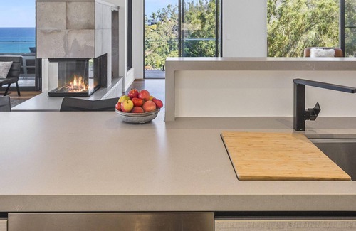 Separation Creek House | Ned's Retreat - Luxurious Coastal Escape Late Checkouts