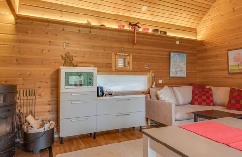 Yllasjarvi House | Neljä Vuodenaikaa A1/karpalo by Interhome