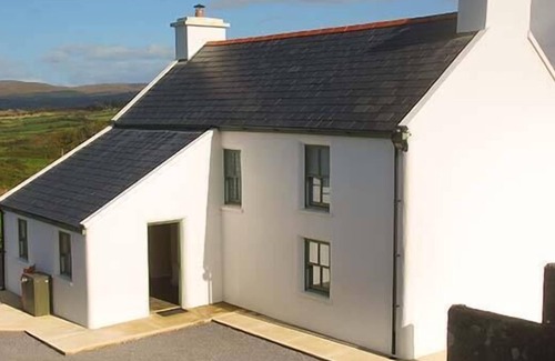 Bantry House | NELLIE'S FARMHOUSE, family friendly in Durrus, County Cork
