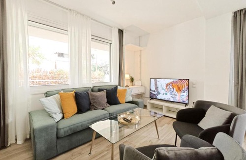 Amarousion Apartment | Nemeseos by Verde Apartments