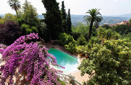 Grasse Villa | Neo-Provencal perfumer's villa with listed park and breathtaking views