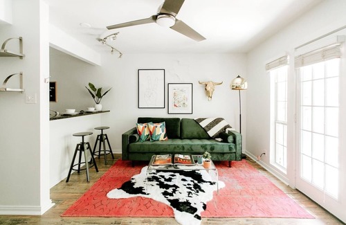 Clarksville Condo | Neon Cool with Pool, Clarksville by Downtown * FREE PARKING