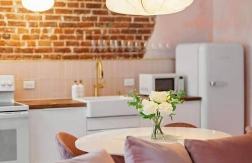 Golden Triangle Apartment | Neon Swan Art Suite 206