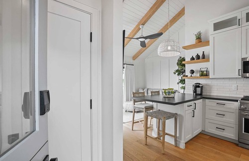 Leucadia House | Neptune Hidden Gem Su