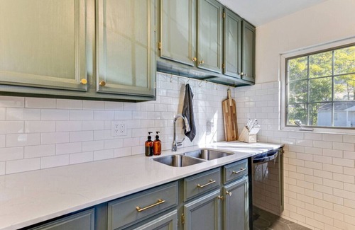 Joaquin Apartment | Nest & Nook 2 Units, 2 Mins from BYU