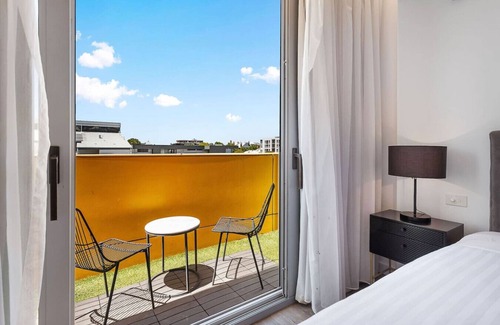 Perth Hotel | Nest on Newcastle – N2