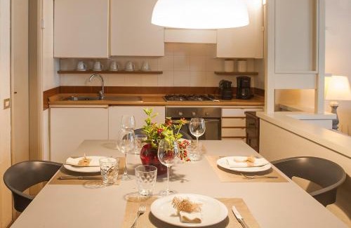 Marone Apartment | Nest on The Lake