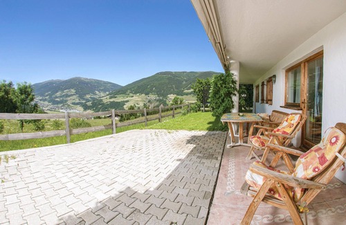 Kartitsch Apartment | Nestled between the Carnic Ridge and the Lienz Dolomites on the sunny side of the Alps, these apartm