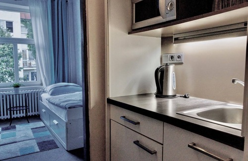 Stresovice House | Nestled in the Quiet Hills of PraguenSuite 4, 2 BDRM 1 BA, sleeps 4n