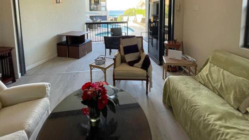 Fitts Village Apartment | Nestled in the heart of Fitts Village, Zinnia becons with the promise of a costa