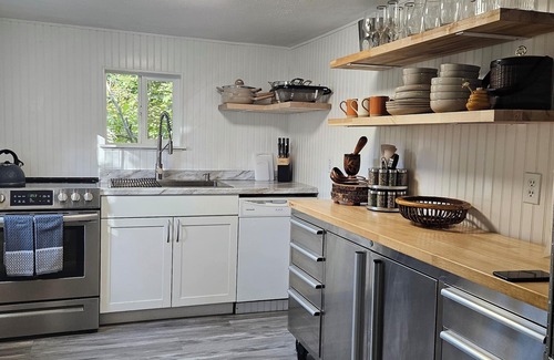University Place House | Nestled in the charming University Place, our cozy house is a perfect retreat!
