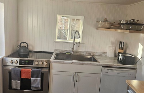 University Place House | Nestled in the charming University Place, our cozy house is a perfect retreat!