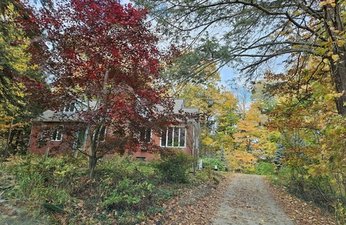 Fairview House | NESTLED IN THE WOODS