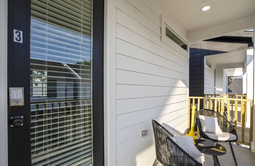 Greater East End Apartment | Nestled Nook Studio #3 @ East End Revitalized