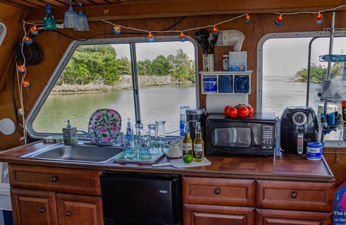 Snow Hill Boat Rental | Nestled off the Chincoteague Bay in a Cozy Inlet