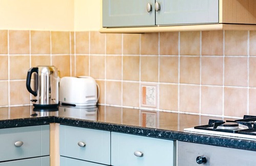 Eaton Mascott Cottage | Netley Hall - Thyme