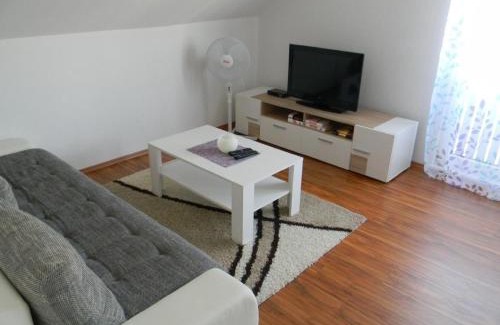 Meckenbeuren Apartment | Nette Wohnung in Brochenzell