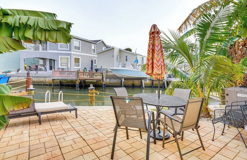Nettles Island House | Nettles Island Vacation Rental w/Resort Amenities