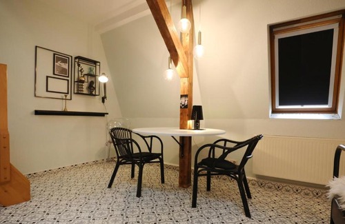 Outer Neustadt Apartment | NEU! DD-Style! Neustadt-Oase