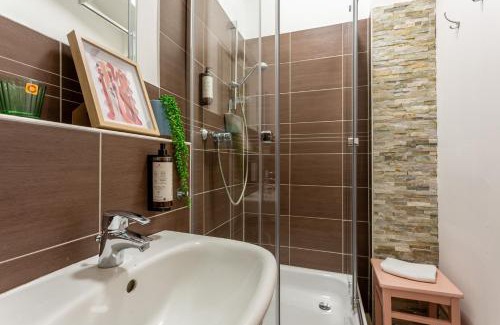 Leverkusen Apartment | NEU! LEVEL22! Komfort & Stil in Leverkusen