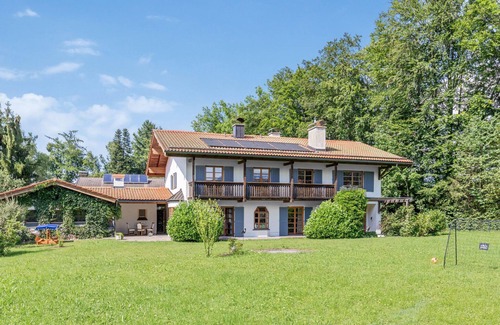 Adlgastag Villa | Neu! Luxus-villa mit Indoorpool, Sauna, Kamin & Riesigem Garten